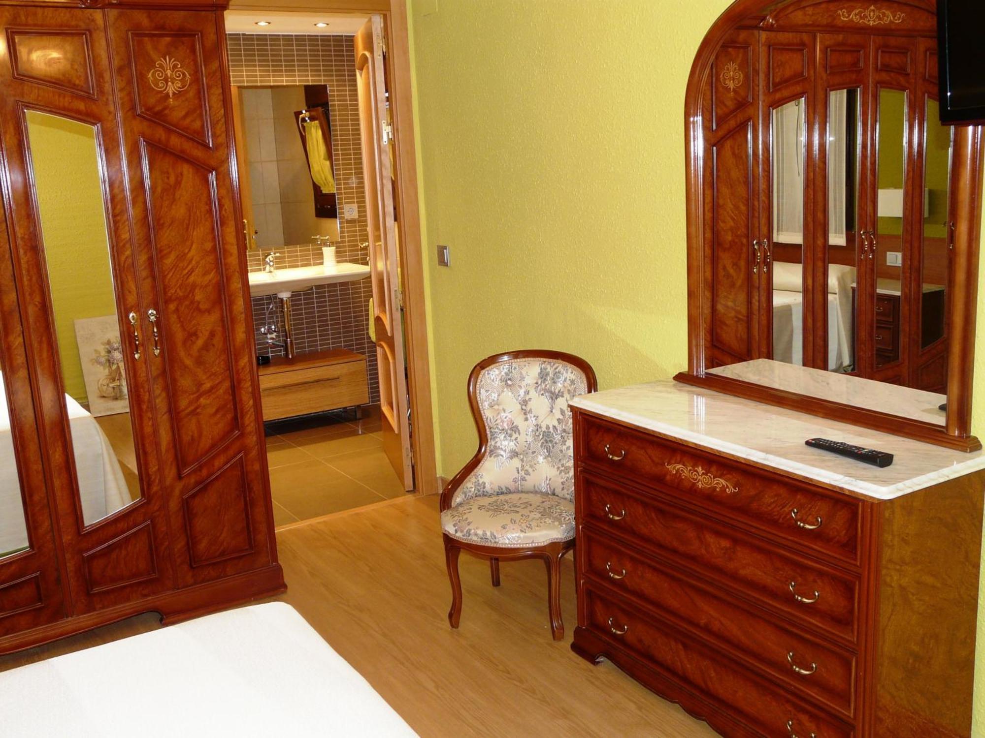 Apartamento Turistico Guara Casa Castro Barbastro Dış mekan fotoğraf