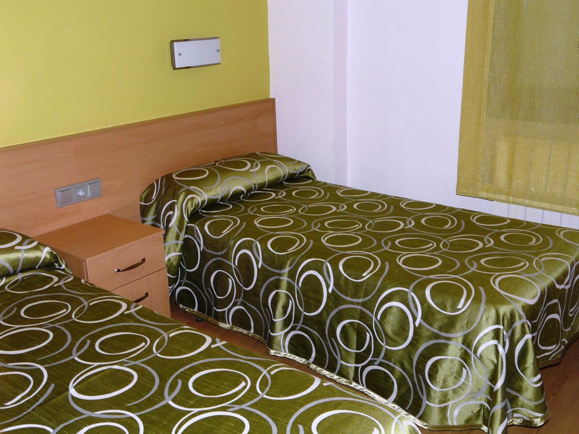 Apartamento Turistico Guara Casa Castro Barbastro Dış mekan fotoğraf
