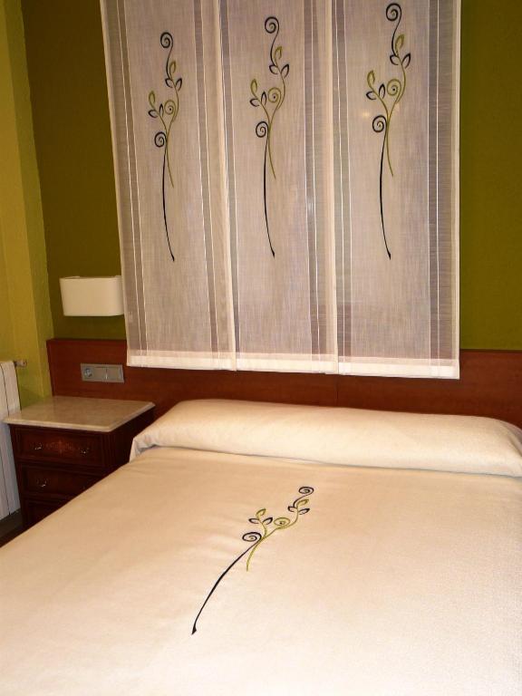 Apartamento Turistico Guara Casa Castro Barbastro Oda fotoğraf