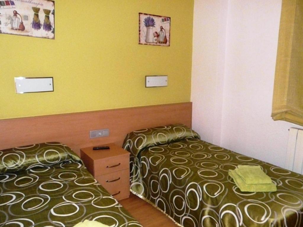 Apartamento Turistico Guara Casa Castro Barbastro Oda fotoğraf