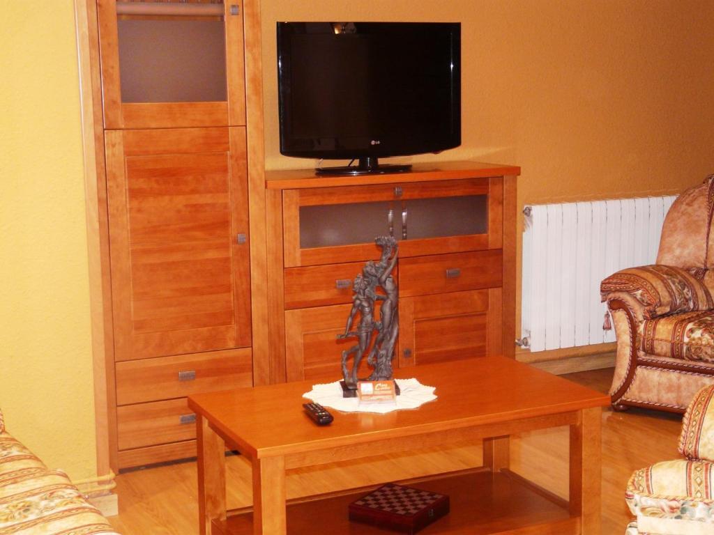Apartamento Turistico Guara Casa Castro Barbastro Dış mekan fotoğraf